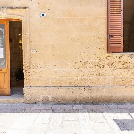 Acamya Luxe * Acaya